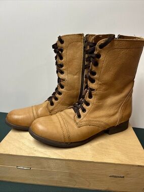 Zigi Soho Combat Boots Women's 9 Punisher Tan Leather Zip Lace Up Festival